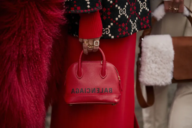 El rojo en la publicidad de moda